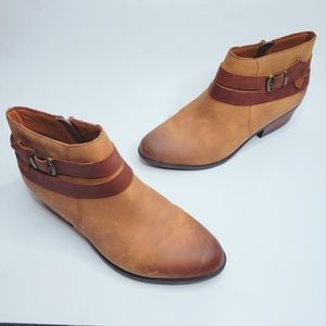 Clark’s Addiy Leather Cora Ankle Boot Bootie Tan Brown Women’s 10 Shoes